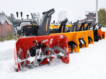 kettama-na-1-meste-sredi-benzinovykh-snegouborshchikov-v-reitinge-komsomolskoi-pravdy